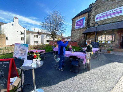 Pavement café by Keith Snell